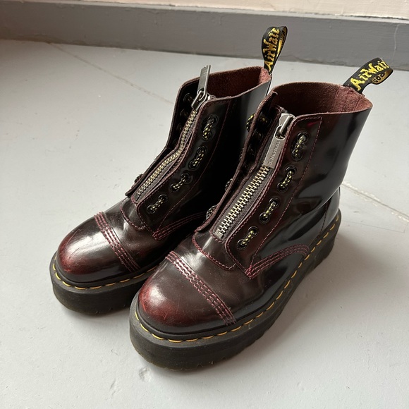 Dr. Martens Shoes - Dr. Martens Sinclair Boots